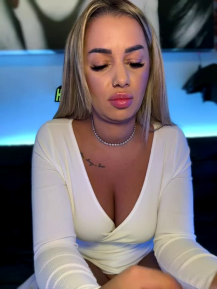 KirstieVegas