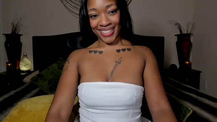 nicolesolace