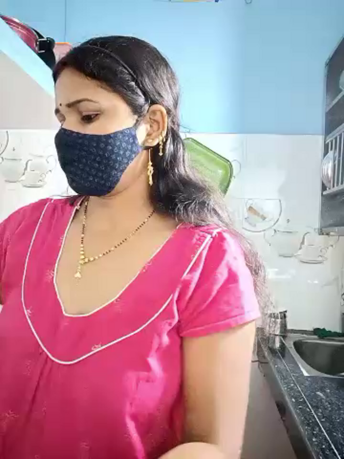 Sexy-cpl-anu