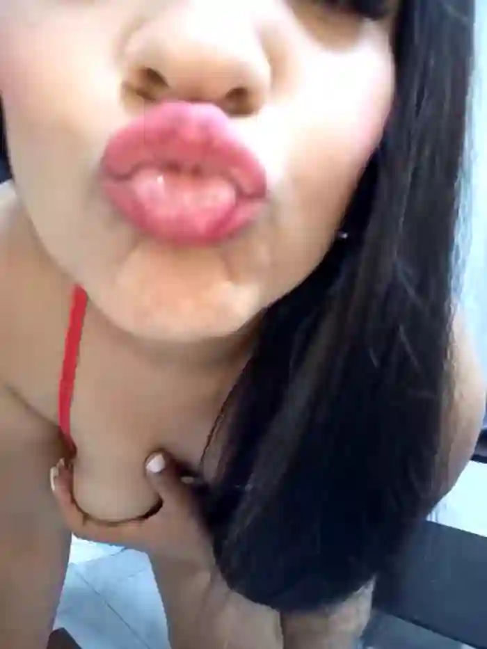 2024/10/19/stripchat-victory-jet-rain-19-59-30