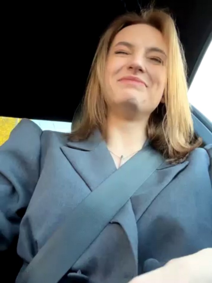 -AngelAri-