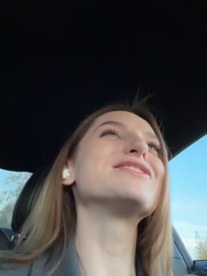 -AngelAri-