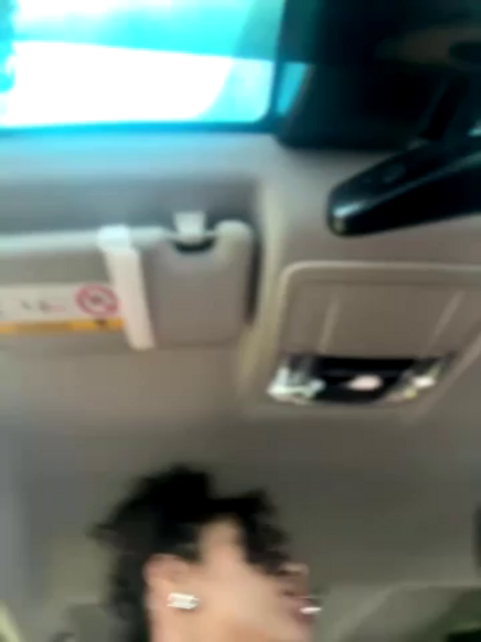 Brunettexio
