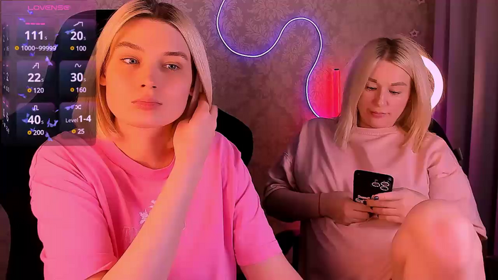hotblonds