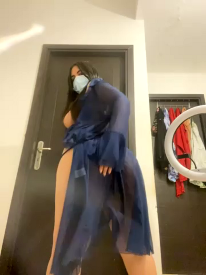 Hot-Sarah-arab