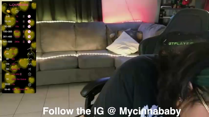miacanela_xo