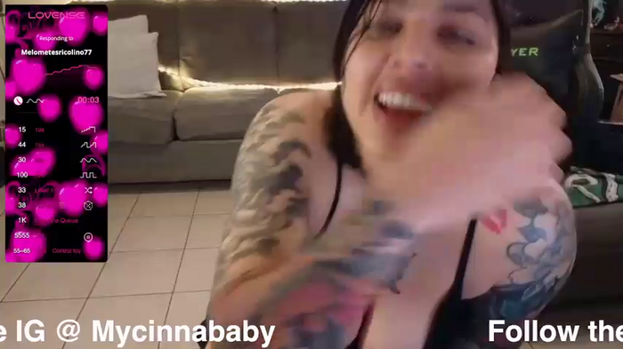 miacanela_xo