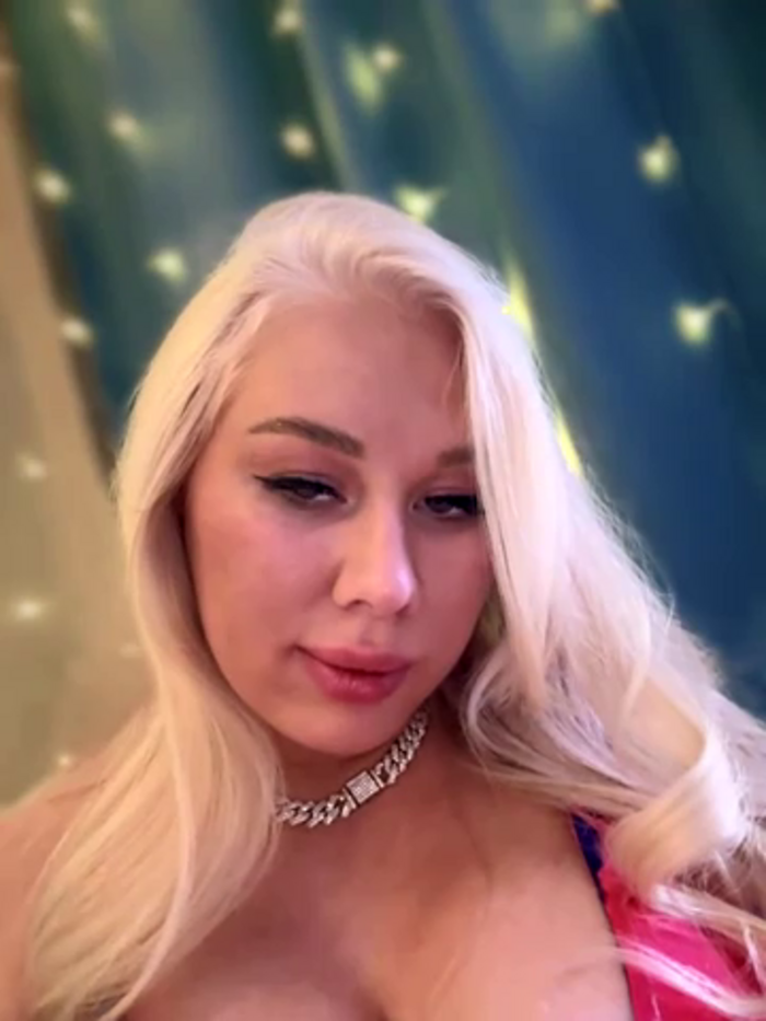 LaraHollywood