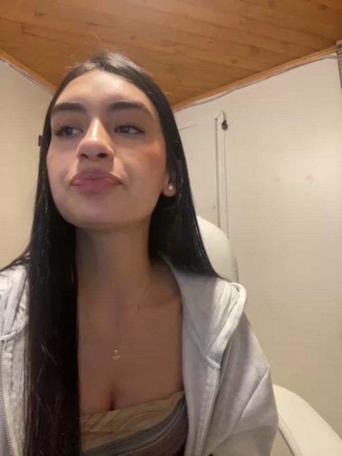 Alejandraa_pinkk_