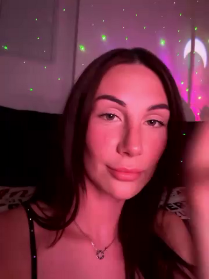 juicy-Alison