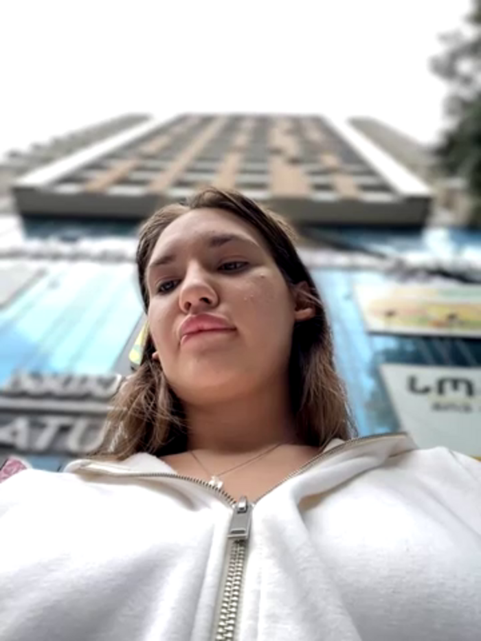 Holly_Molii