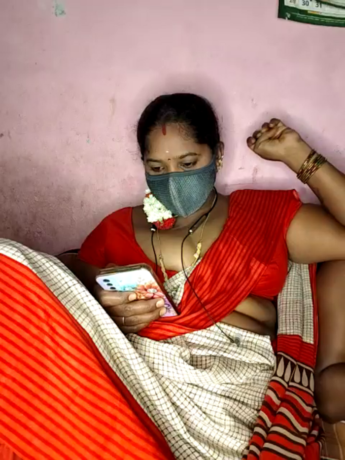 tamilvillagecouple1