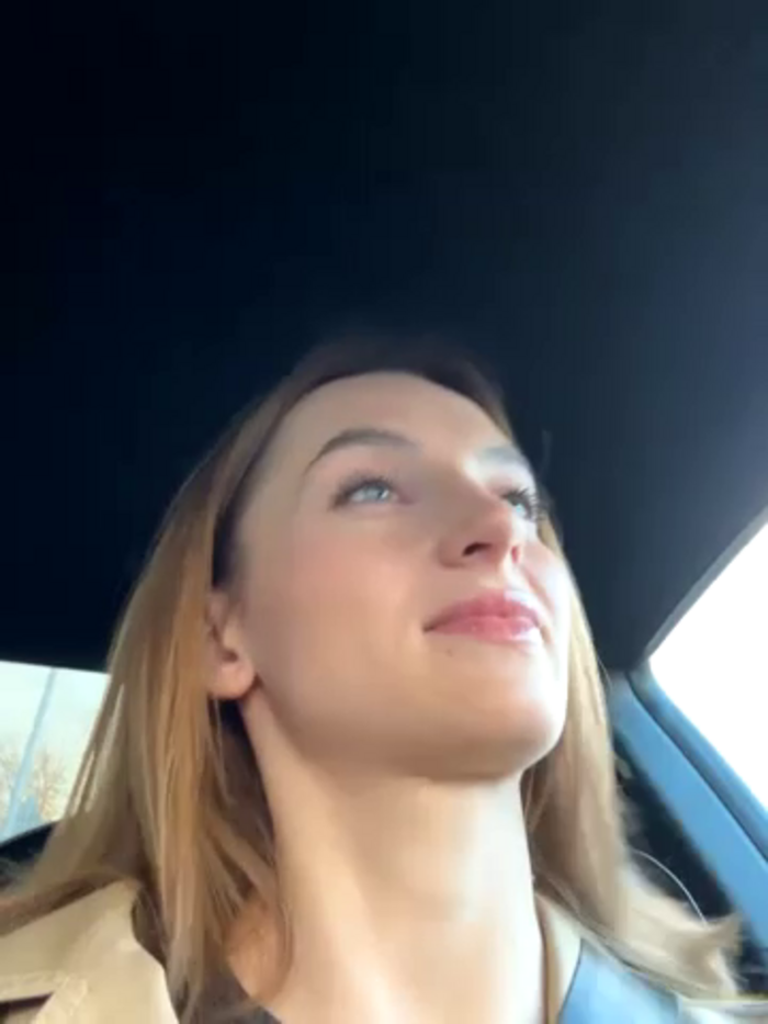 -AngelAri-