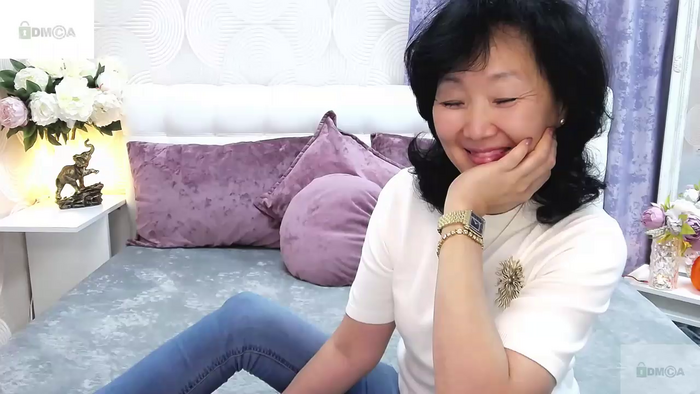 Asian_legs