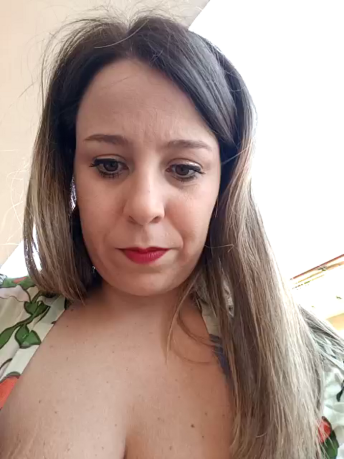 Emma96_hot