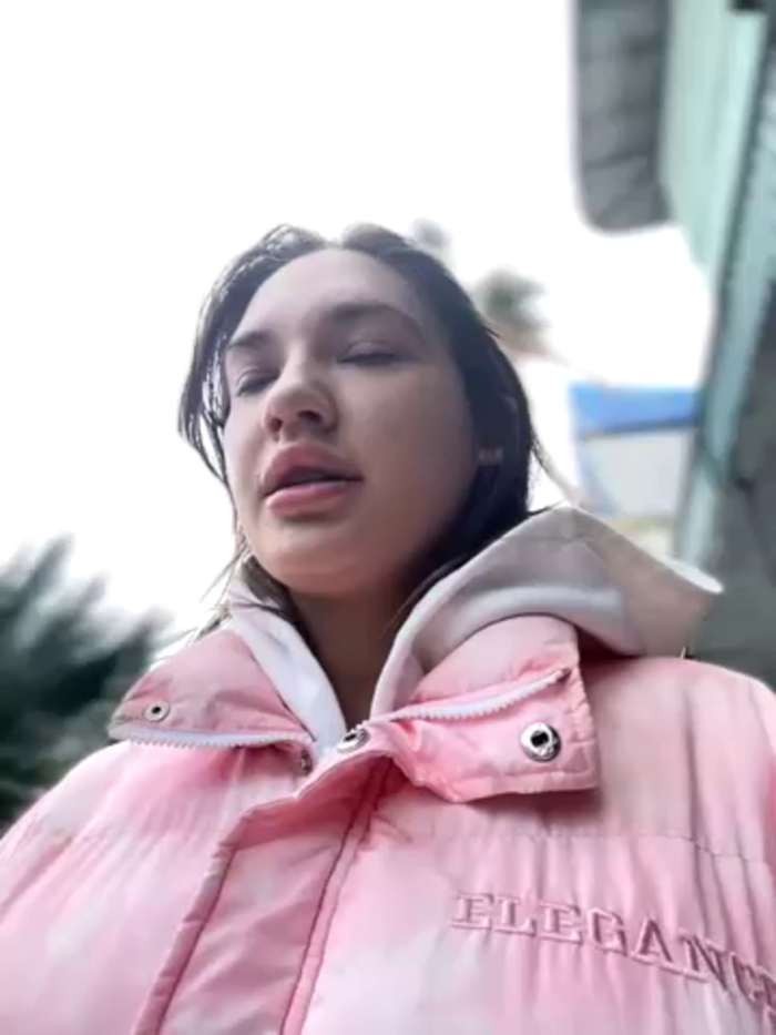 Holly_Molii