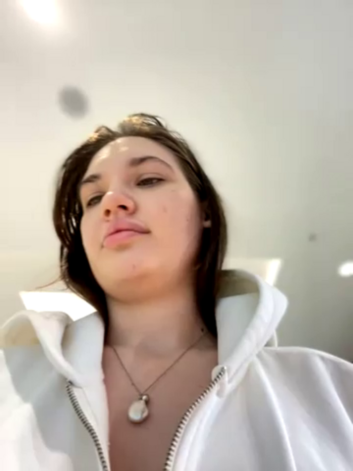 Holly_Molii