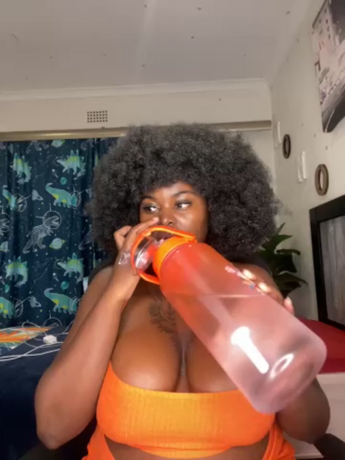 Honeycoco0211