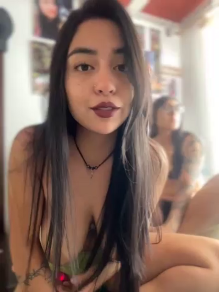PamelaFtMia