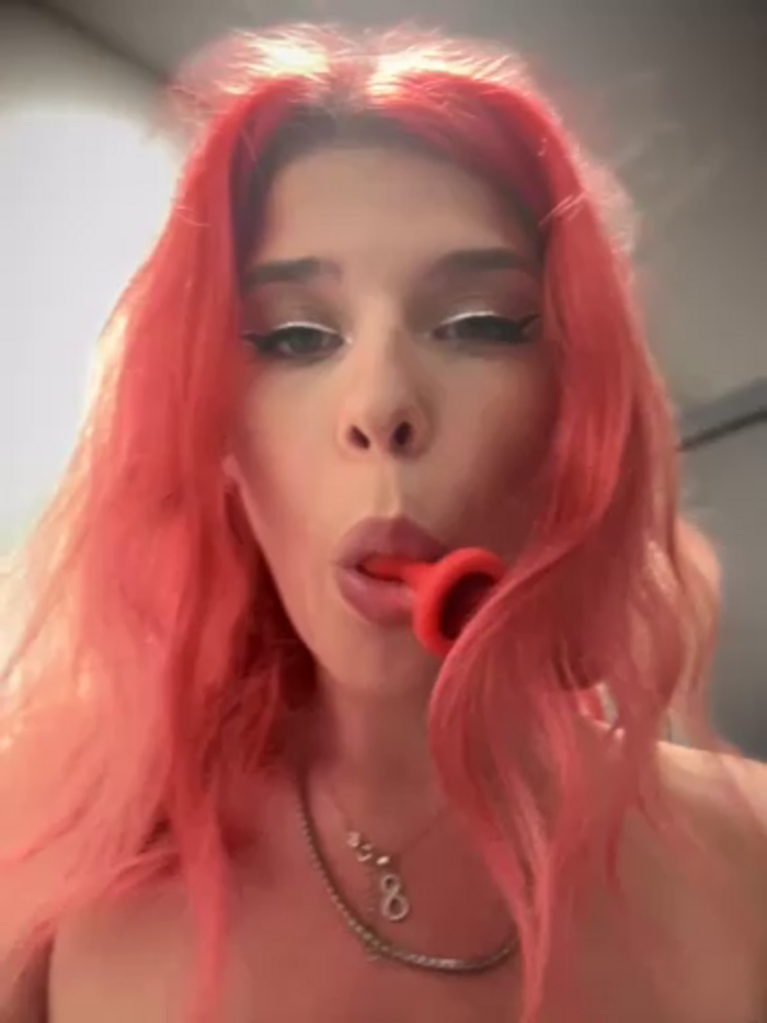 RiriRoseey