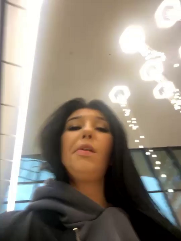 Tisha_Busty