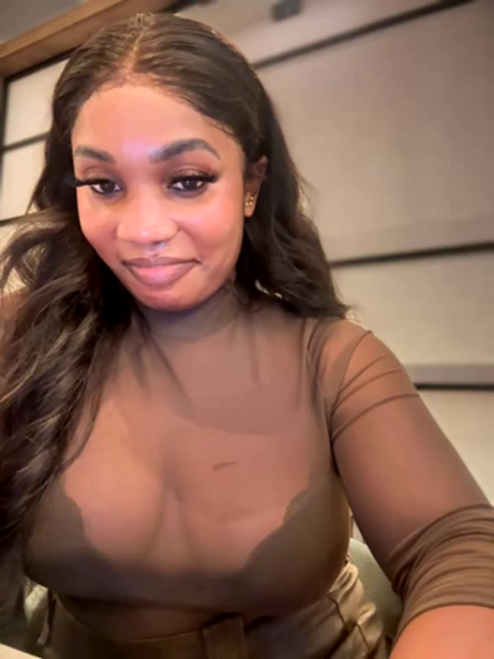 __Nessa__