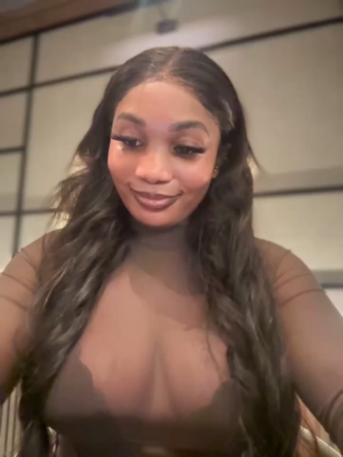 __Nessa__