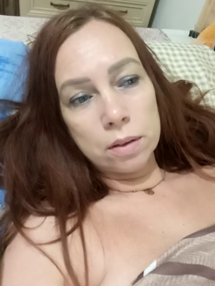 BlueHOT-MILf