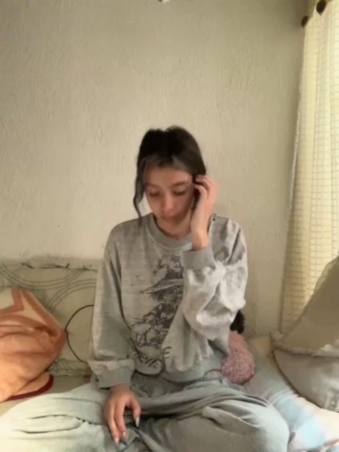 MIA_CUUTE-