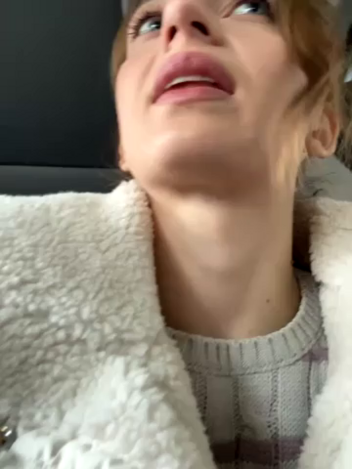 -AngelAri-