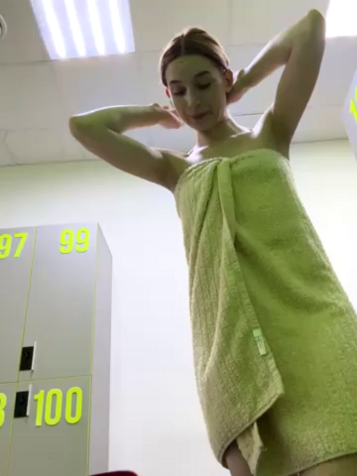-AngelAri-