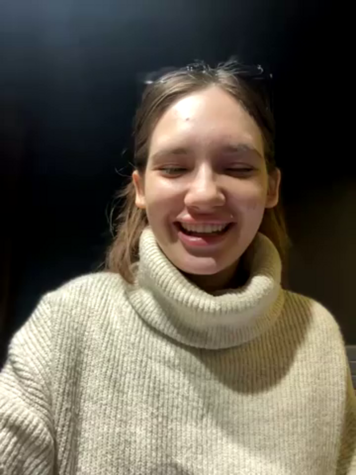 Holly_Molii