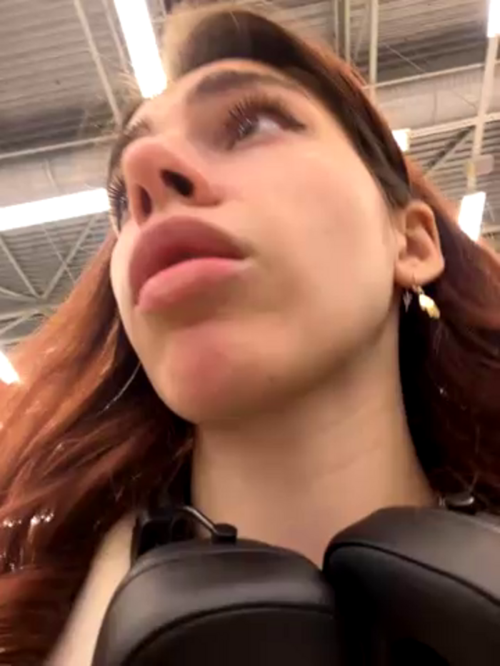 Lily__Belle