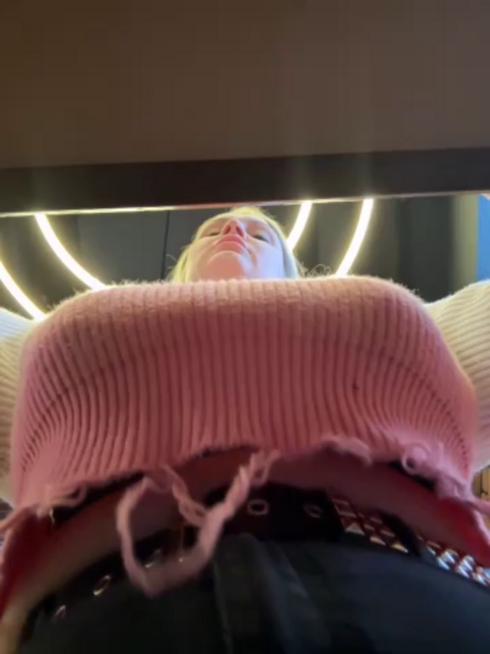Teya_moon_