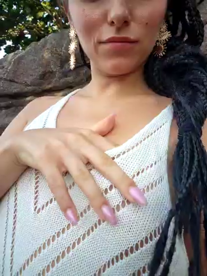 Izabella_Bella