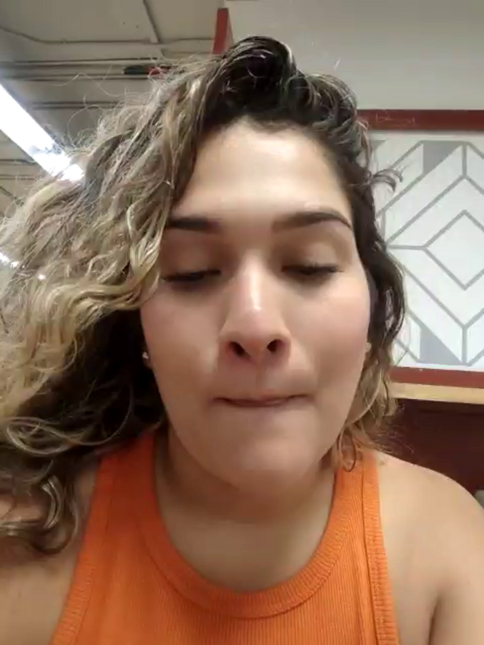 Sara_smiiith211