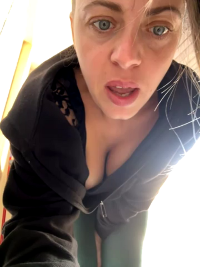ladywithbigass