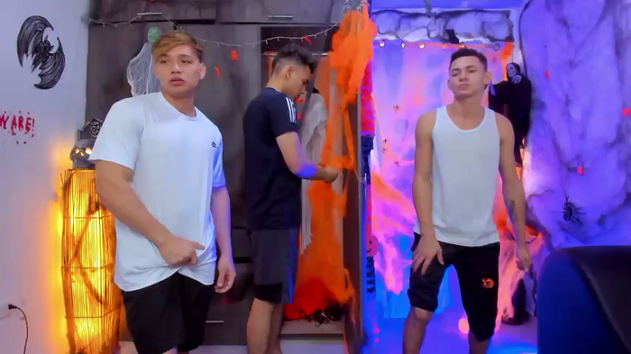 badguyss_bisex
