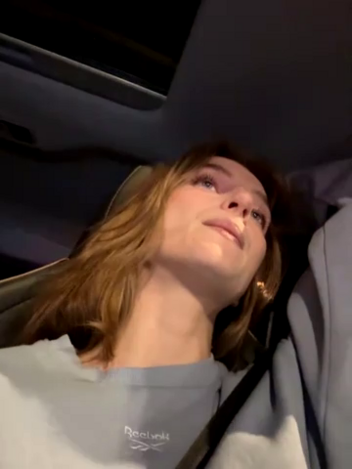 -AngelAri-