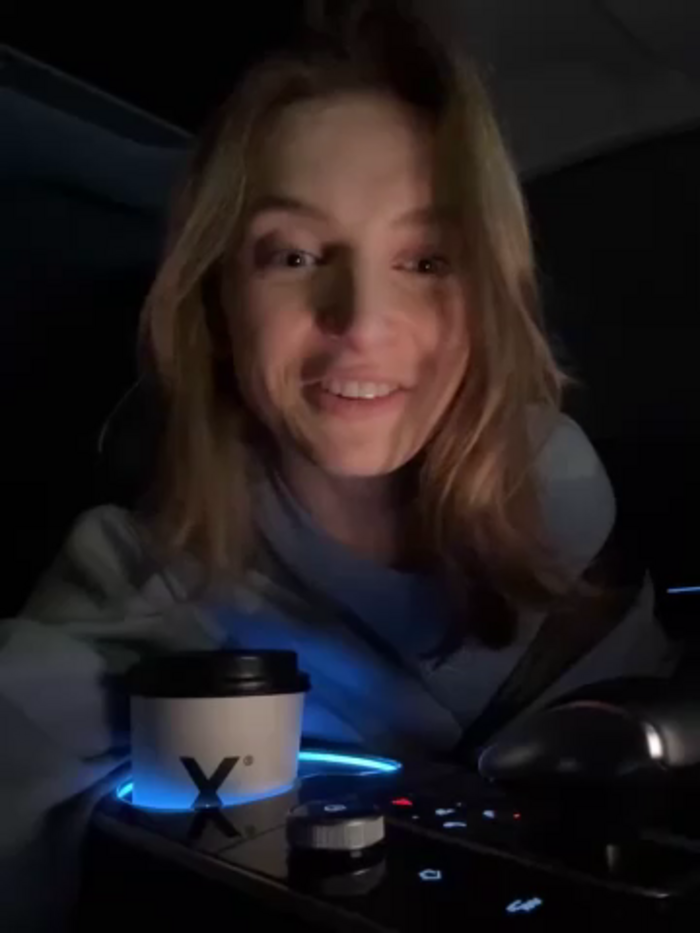 -AngelAri-