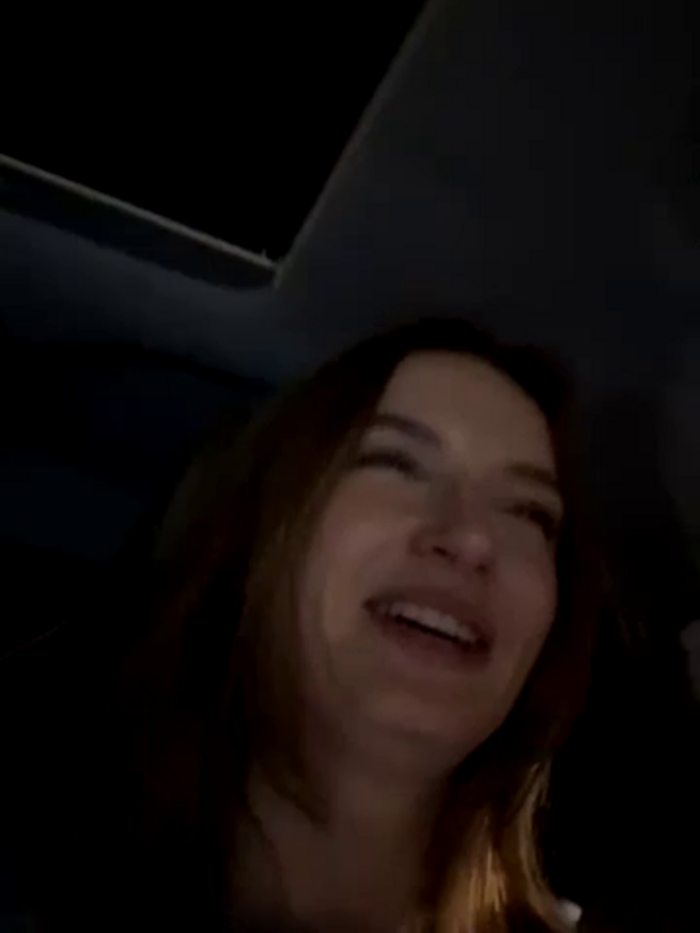 -AngelAri-