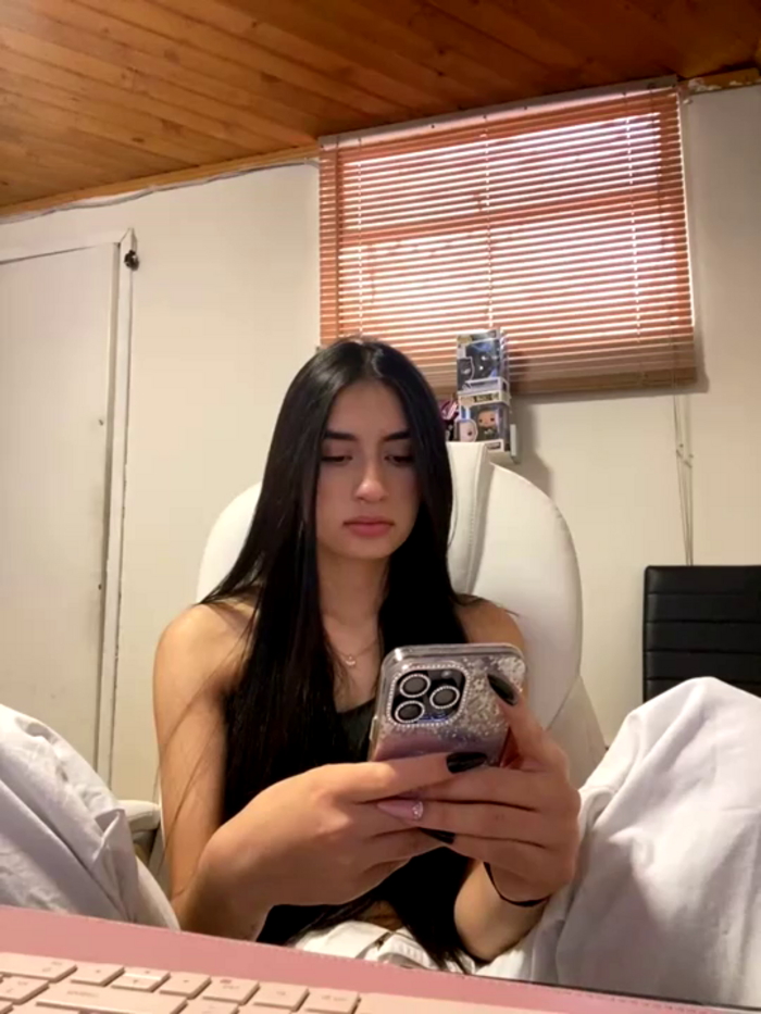 Alejandraa_pinkk_