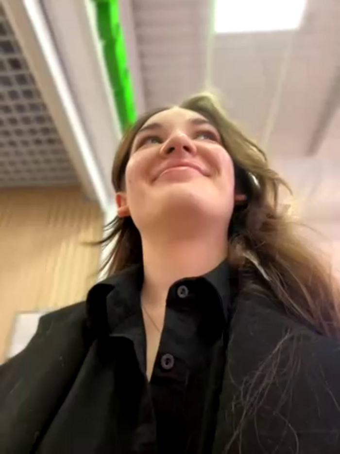 Holly_Molii