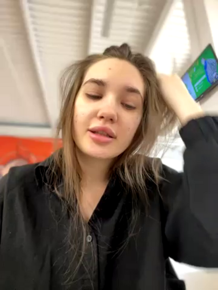 Holly_Molii