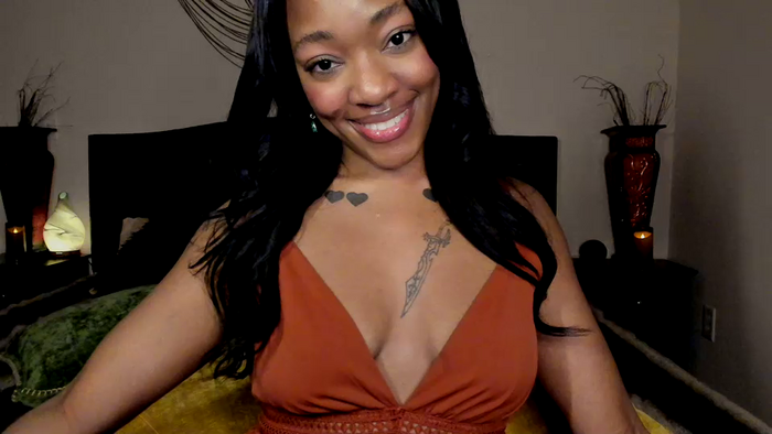 nicolesolace