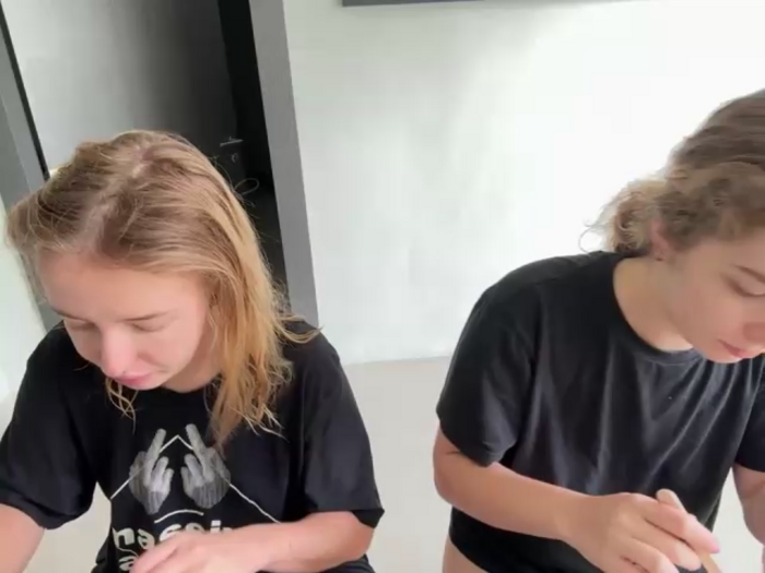 Nura_n_Sarah