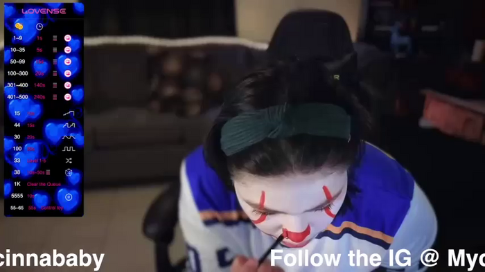miacanela_xo
