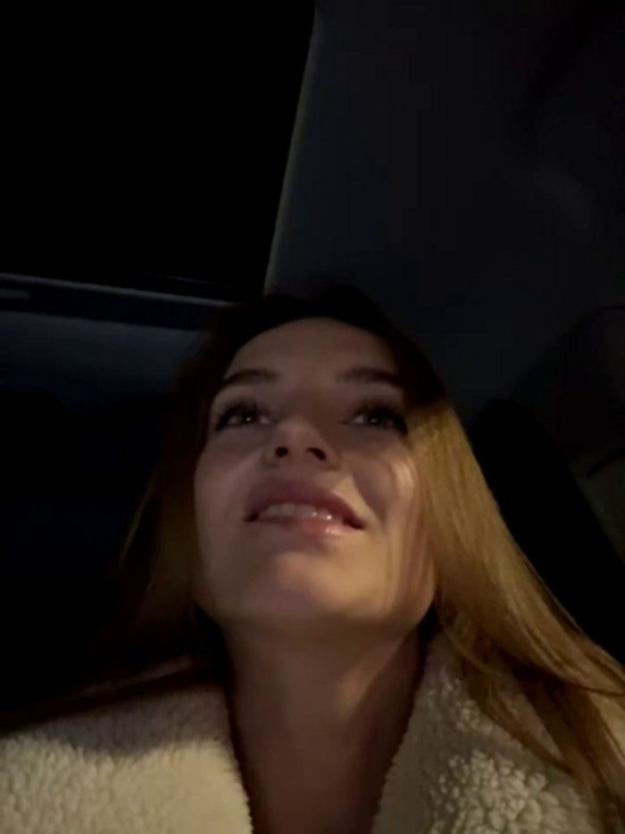 -AngelAri-