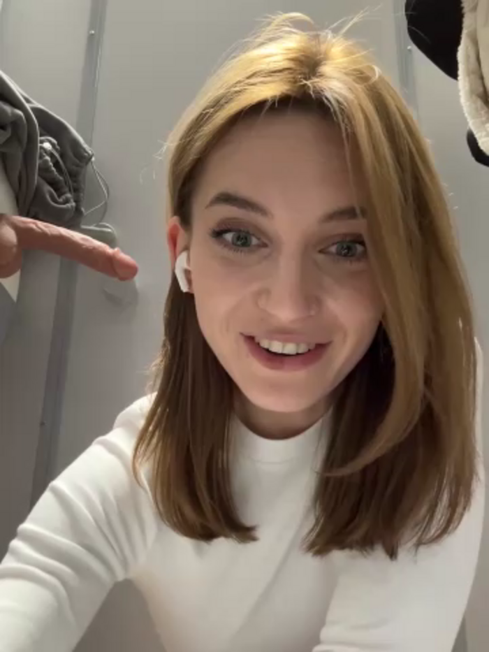 -AngelAri-