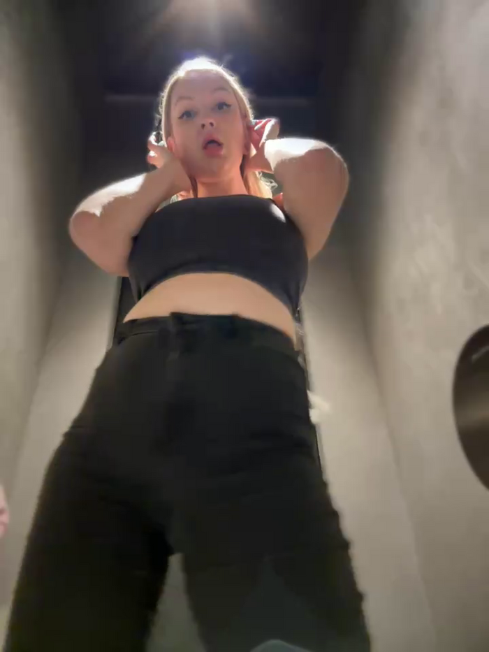 Teya_moon_